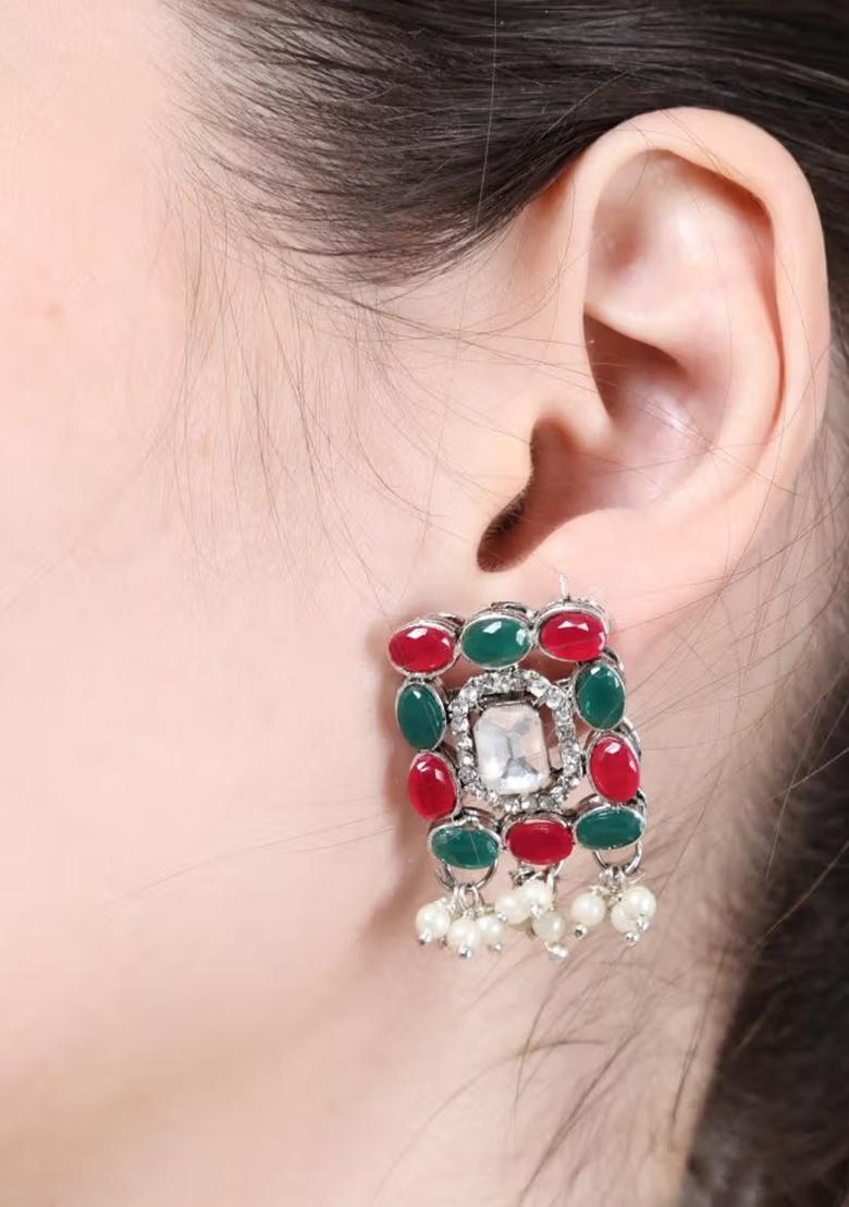 Red Green Stone White Beads Choker