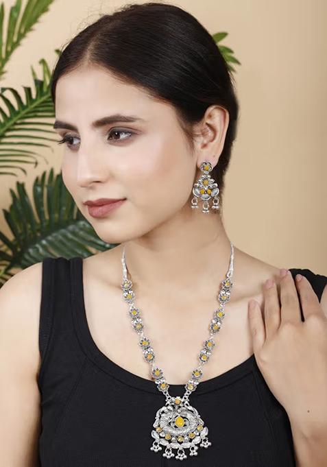 Gs Yellow Stone Leaf Choker