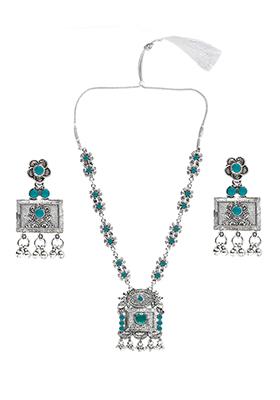 Gs Green Square Long Necklace