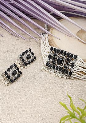 Black Square White Small Beads Choker Set