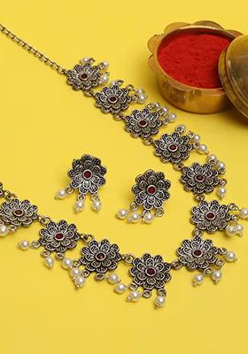 Oxidised Small Flower Maroon Choker Set