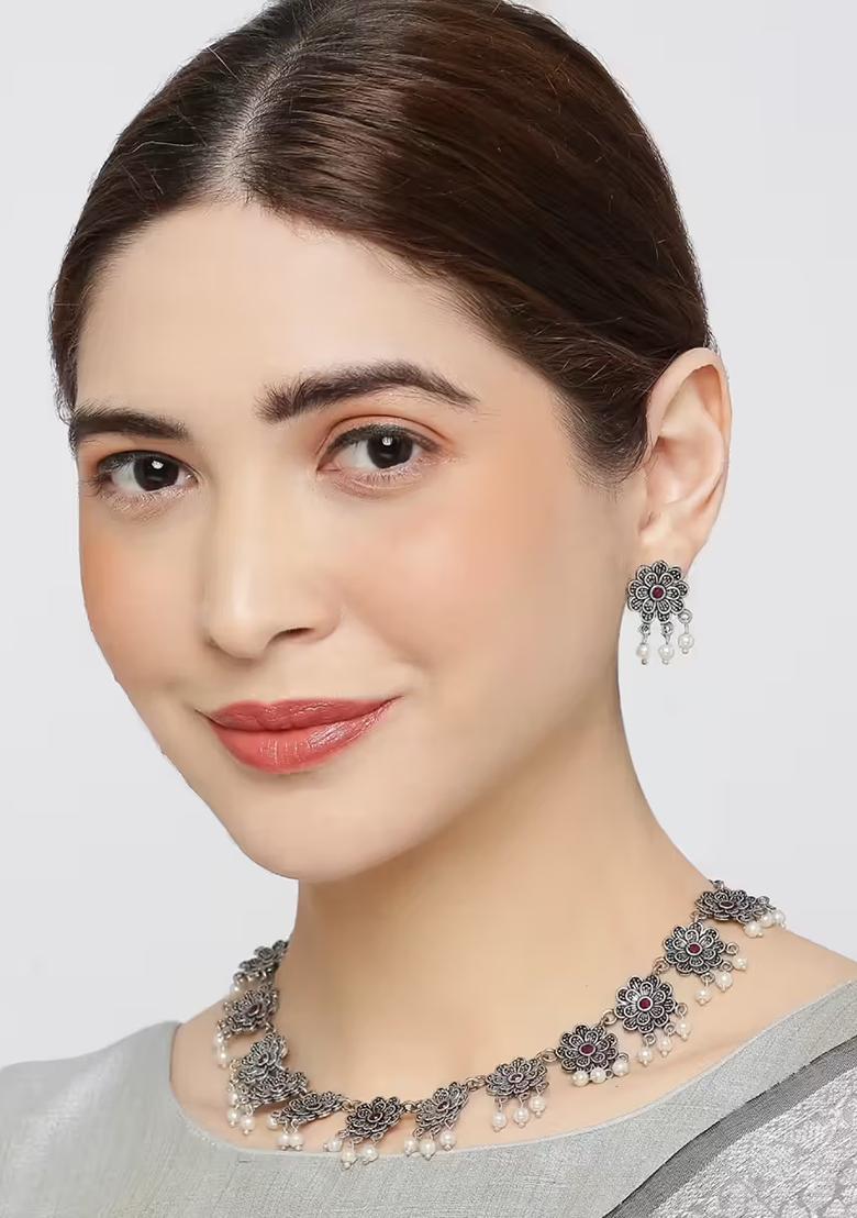 Oxidised Small Flower Maroon Choker Set