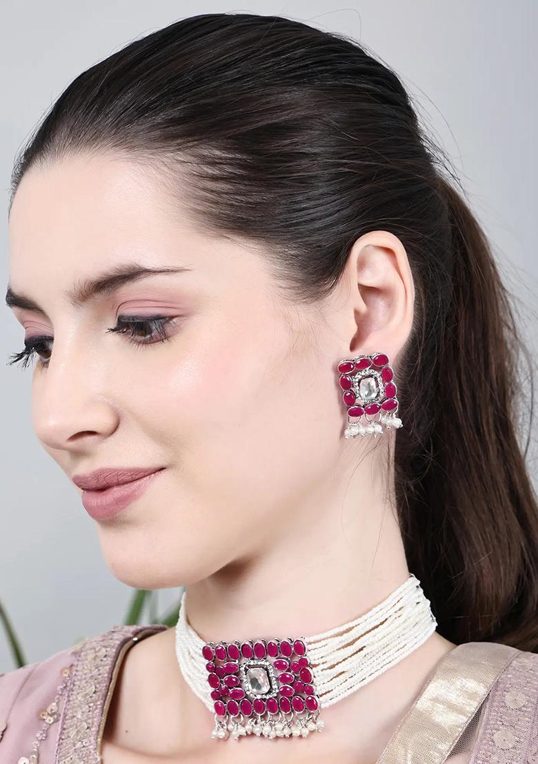 Maroon Oval Stone Pendant Choker Set