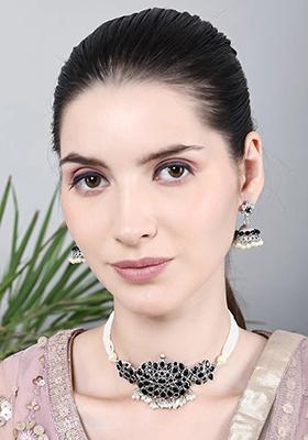 Black Stone Drop Oval Choker Set