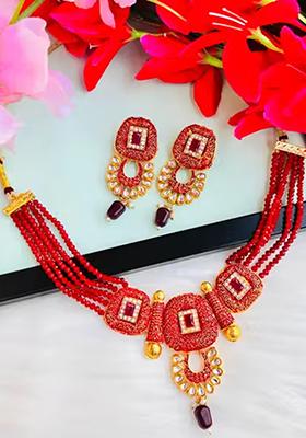 Red Square Beads Lakh Choker Set