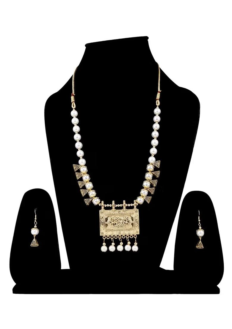 White And Golden Triangle Beads Rectangle Pendant Necklace Set