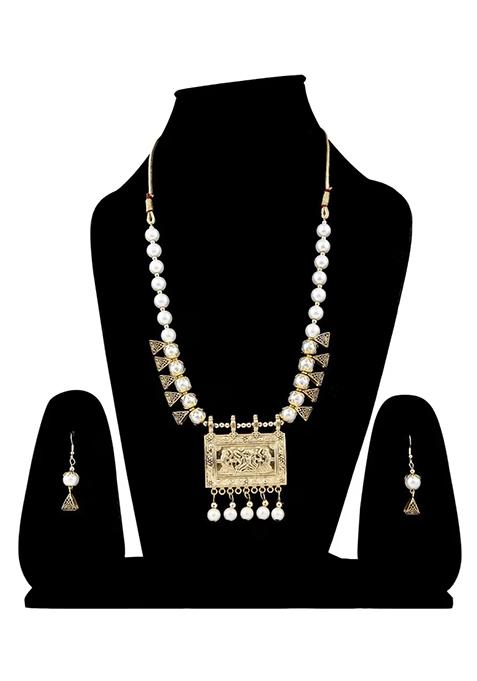 White And Golden Triangle Beads Rectangle Pendant Necklace Set