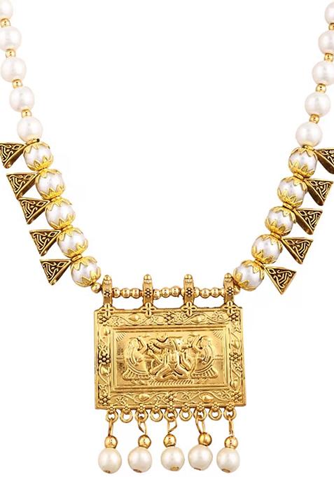 White And Golden Triangle Beads Rectangle Pendant Necklace Set