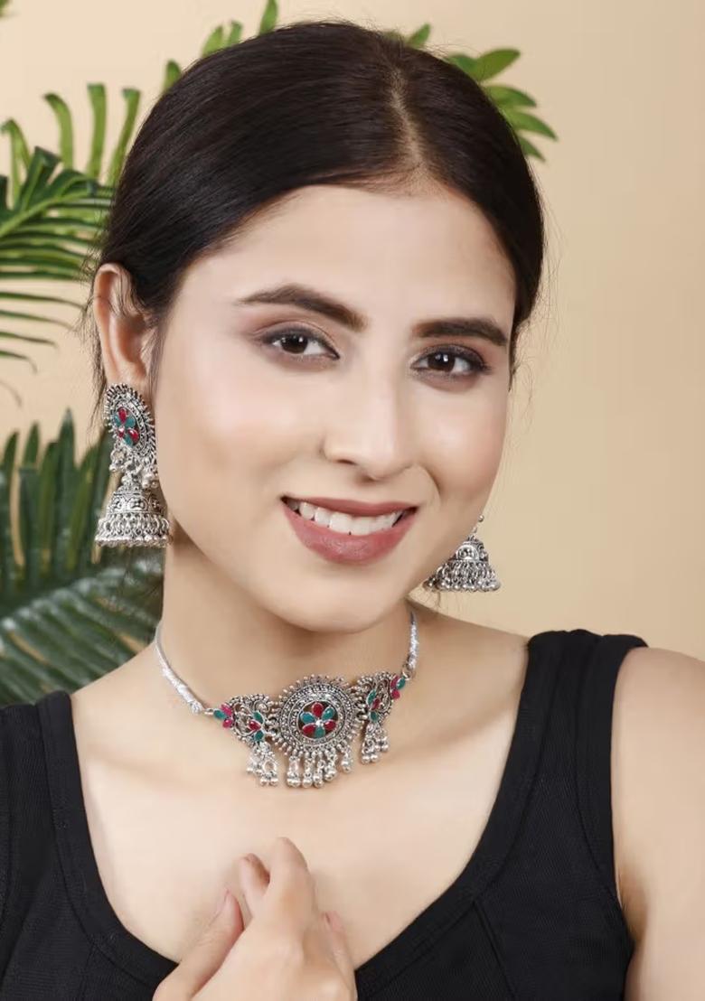 Gs Maroon Green Flower Choker