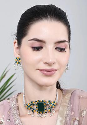 Green Yellow Big Stone Rectangle Choker