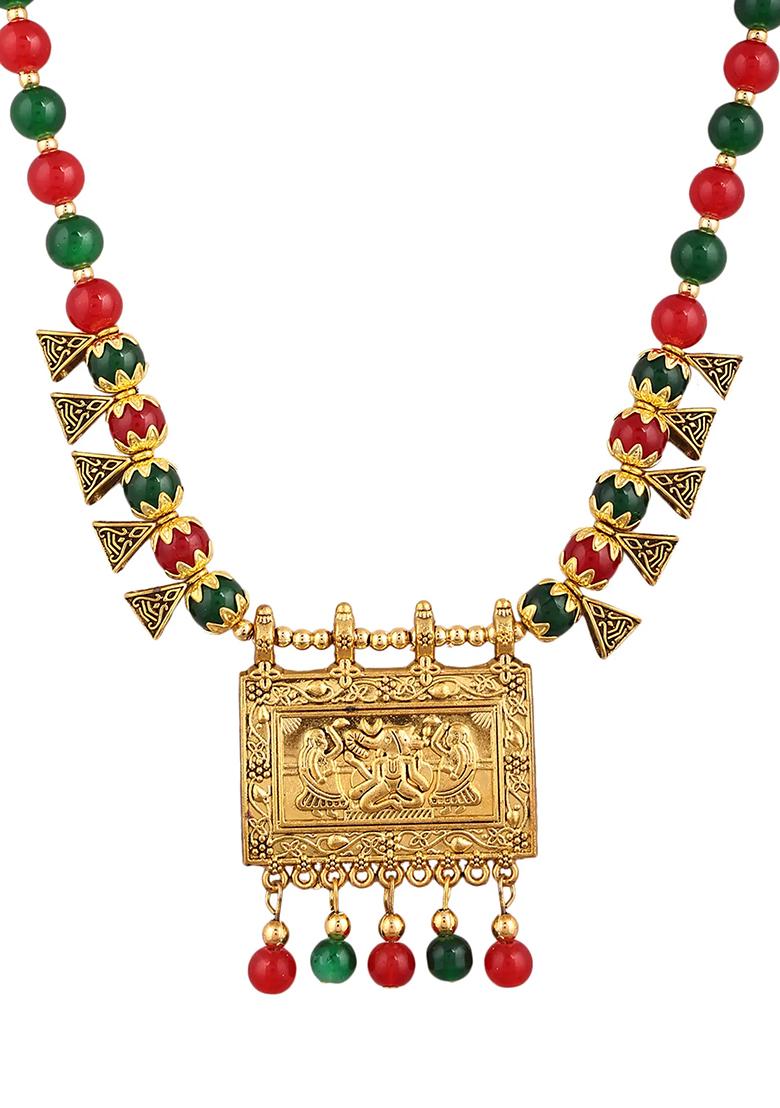 Maroon Green And Triangle Beads Rectangle Pendant Necklace Set