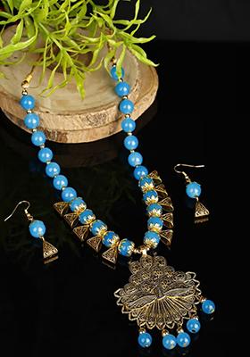 Blue And Triangle Beads Dancing Peacock Pendant Necklace Set