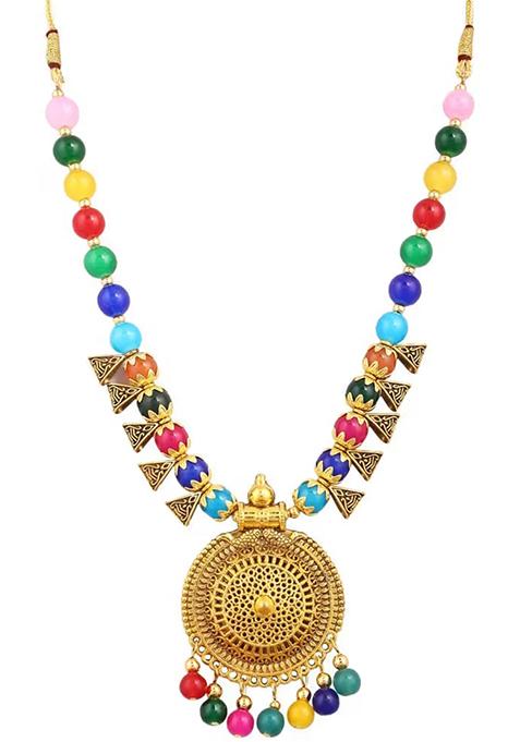 Multicolor And Triangle Beads Round Pendant Necklace Set