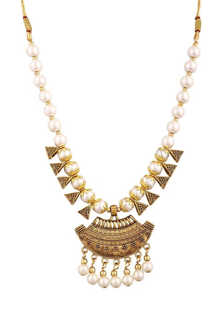 White And Triangle Beads Moon Pendant Necklace Set