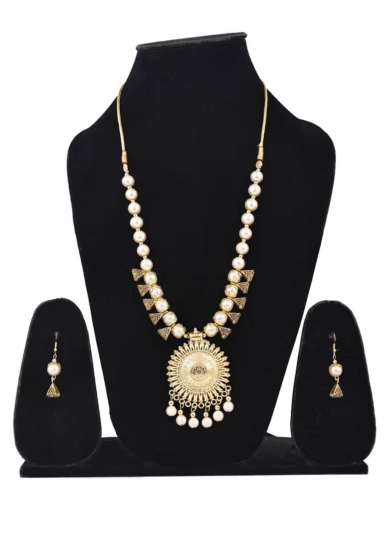 Gold And Triangle Beads Sun Pendant Necklace Set