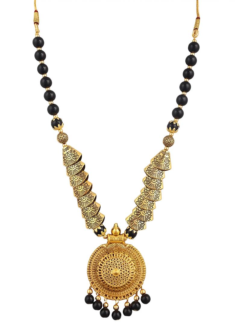 Green And Samosa Beads Round Pendant Necklace Set