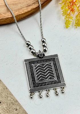 Silver Plated Artificial Beaded Oxidised Necklace