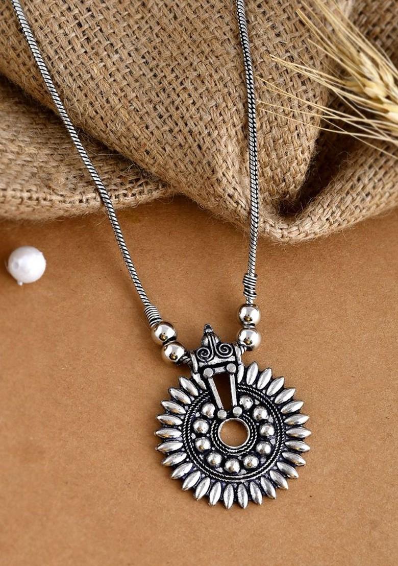 Silver Plated Oxidised Chain Pendant