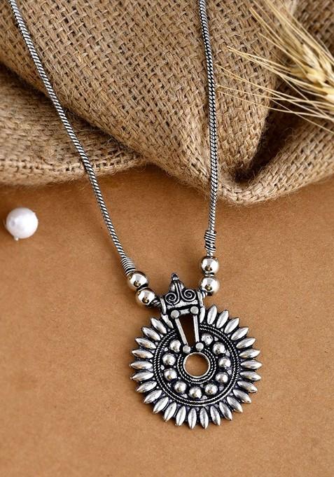 Silver Plated Oxidised Chain Pendant