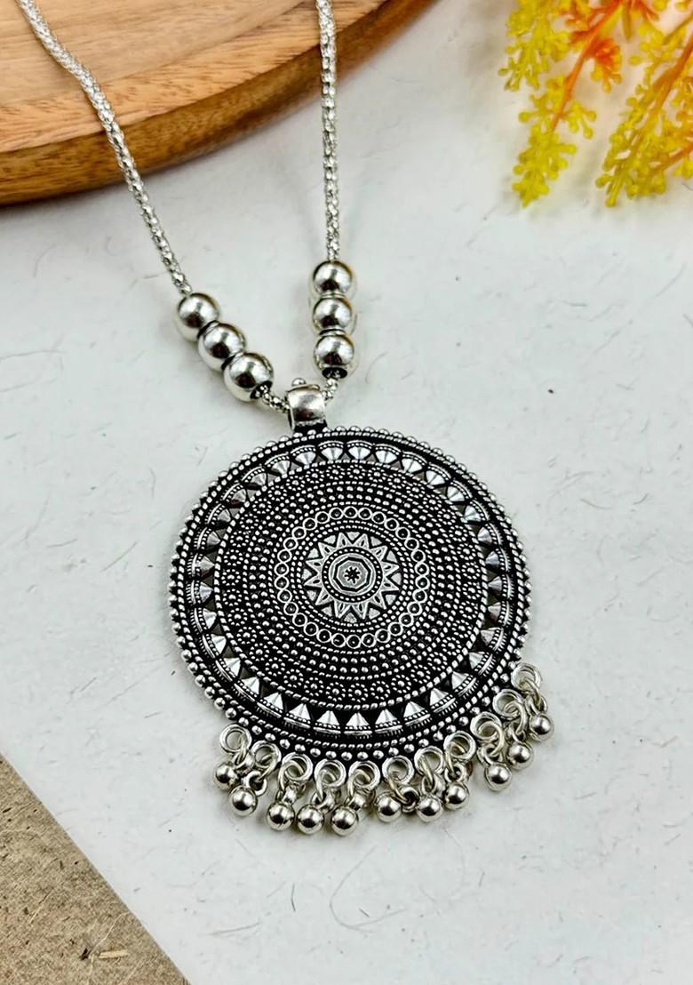 Silver Plated Circular Oxidised Pendant With Chain