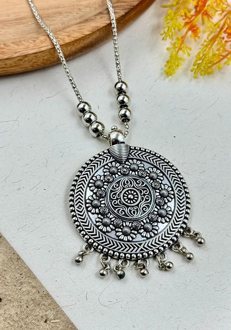 Silver Plated Circular Shaped Designer Pendant