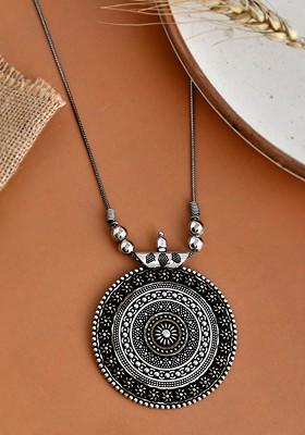 Silver Plated Circular Oxidised Pendant With Chain