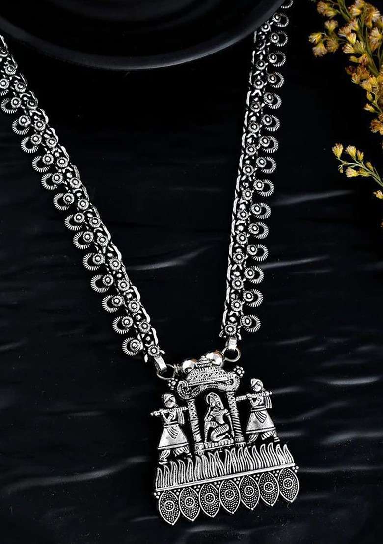 Silver Plated Oxidised Spring Chain Pendant Necklace - Indya