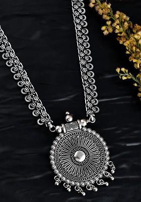 Silver Plated Oxidized Spring Chain Pendant Statement Necklace