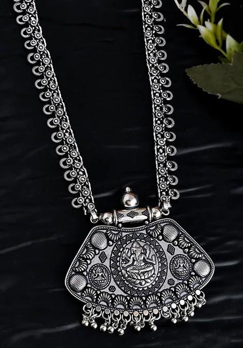 Silver Plated Oxidised Spring Chain Pendant Statement Necklace