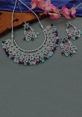 Silver Plated Crystal Stone And Pearls Necklace Set