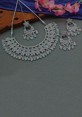 Silver Plated Crystal Stone And Pearls Necklace Set