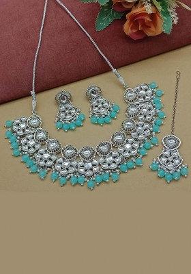 Silver Plated Kundan Stone And Beads Necklace Set
