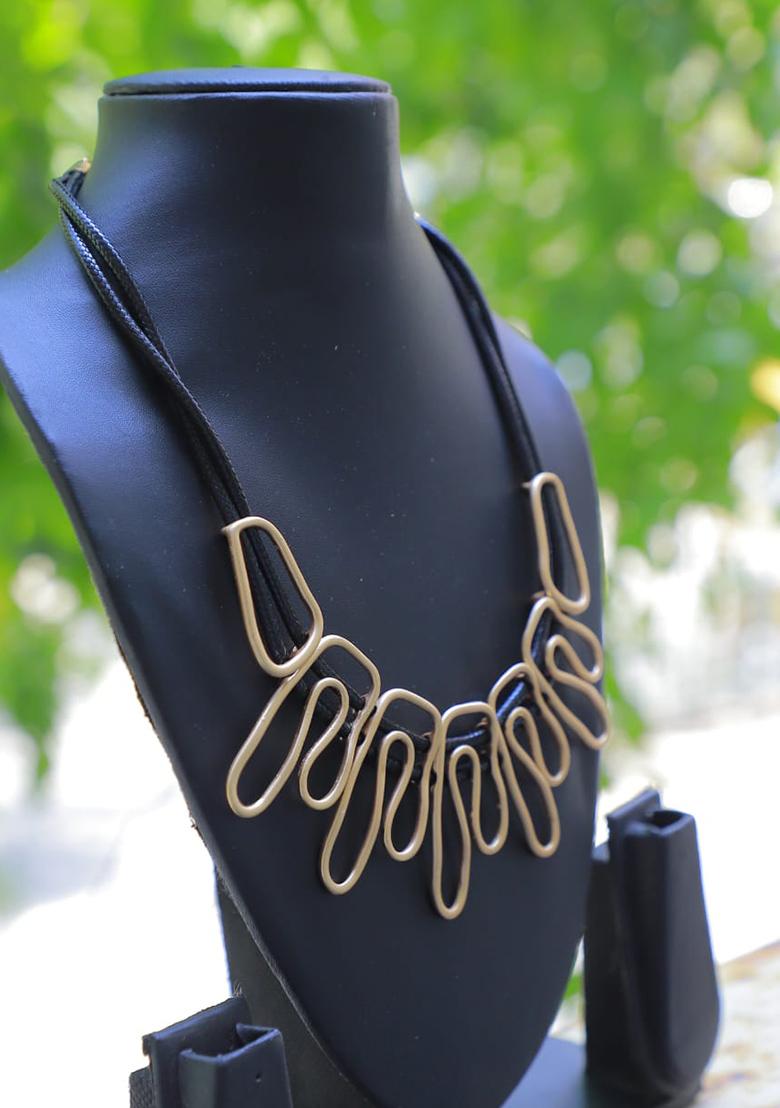 Green Leather Mirror Work Necklace