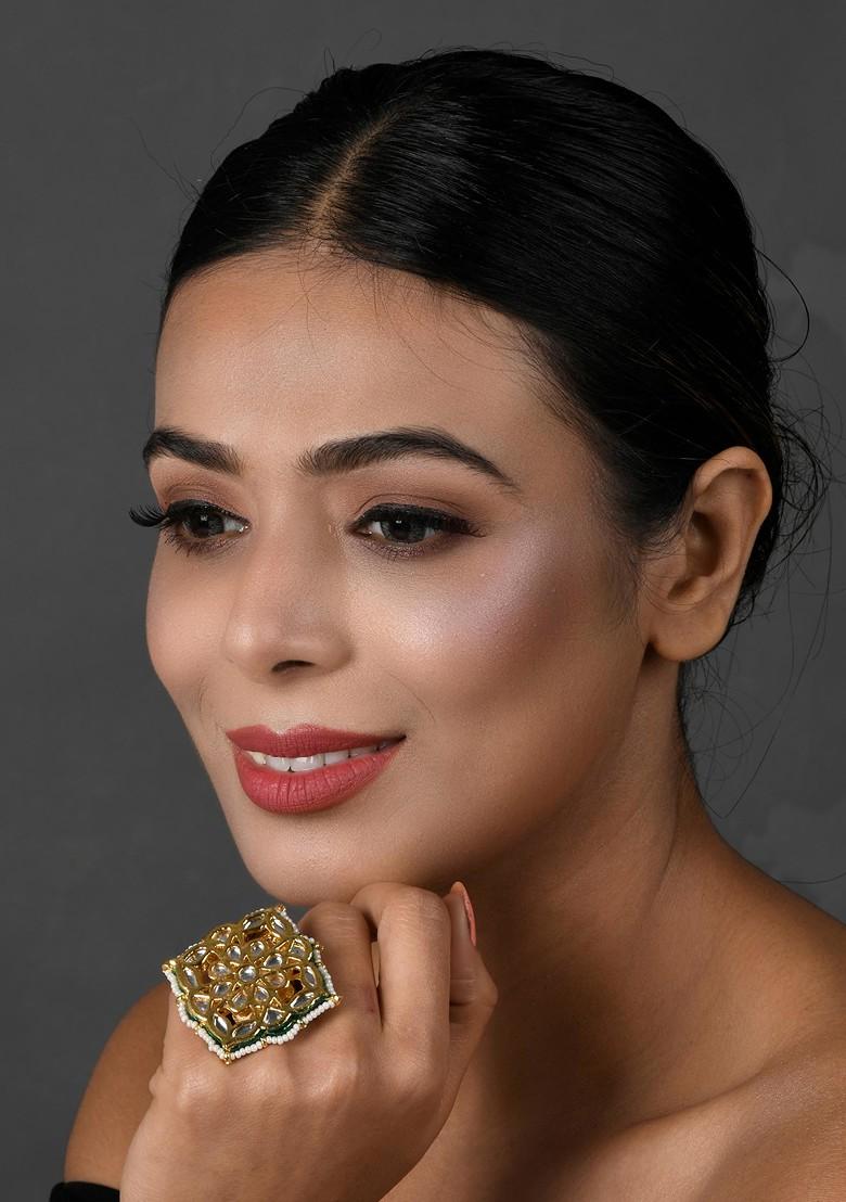 Green And White Gold Tone Kundan Pearl Adjustable Ring - Indya