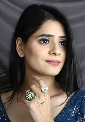 Multi Clover Inspired Two Finger Ring