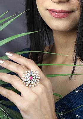 Pink Pearl Twirl Ring