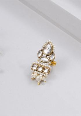 White Kundan Mixed Alloy Ring