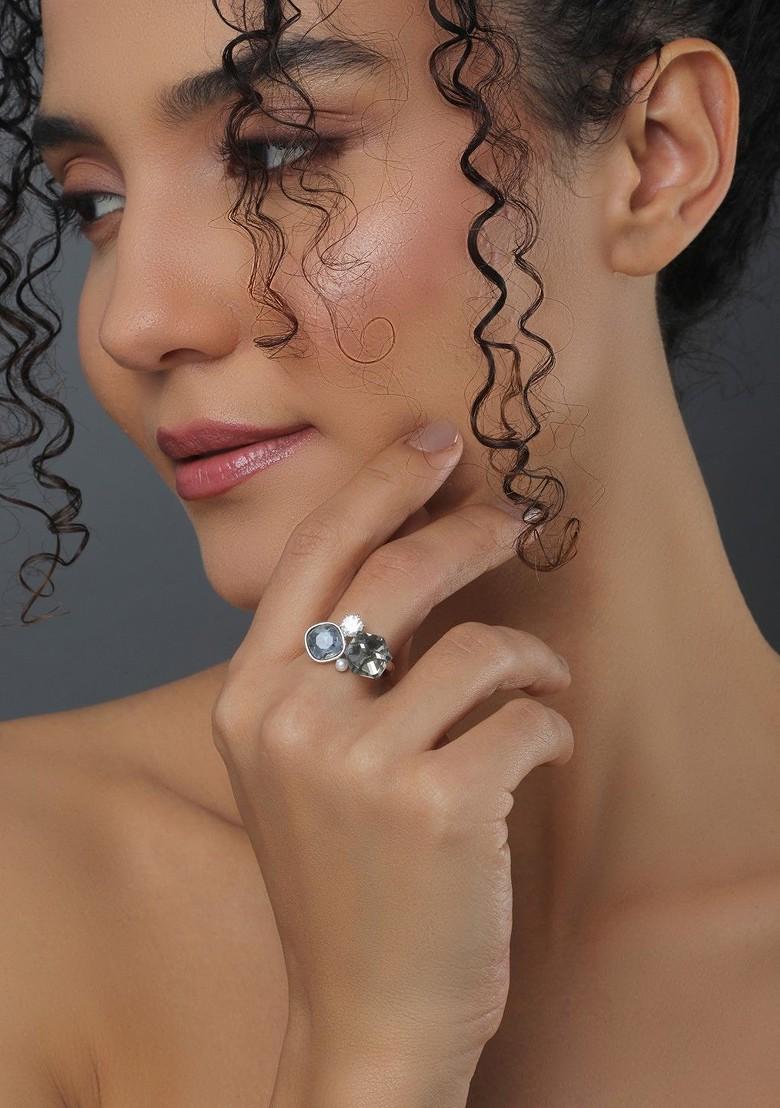 Gold Plated Crystals Studded Adjustable Finger Ring