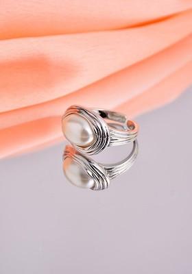 Rhodium Plated Pearls Studded Adjustable Finger Ring