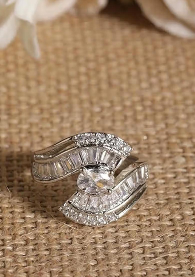 Silver Elegant S Curve Ad Ring For Women With Modern Design