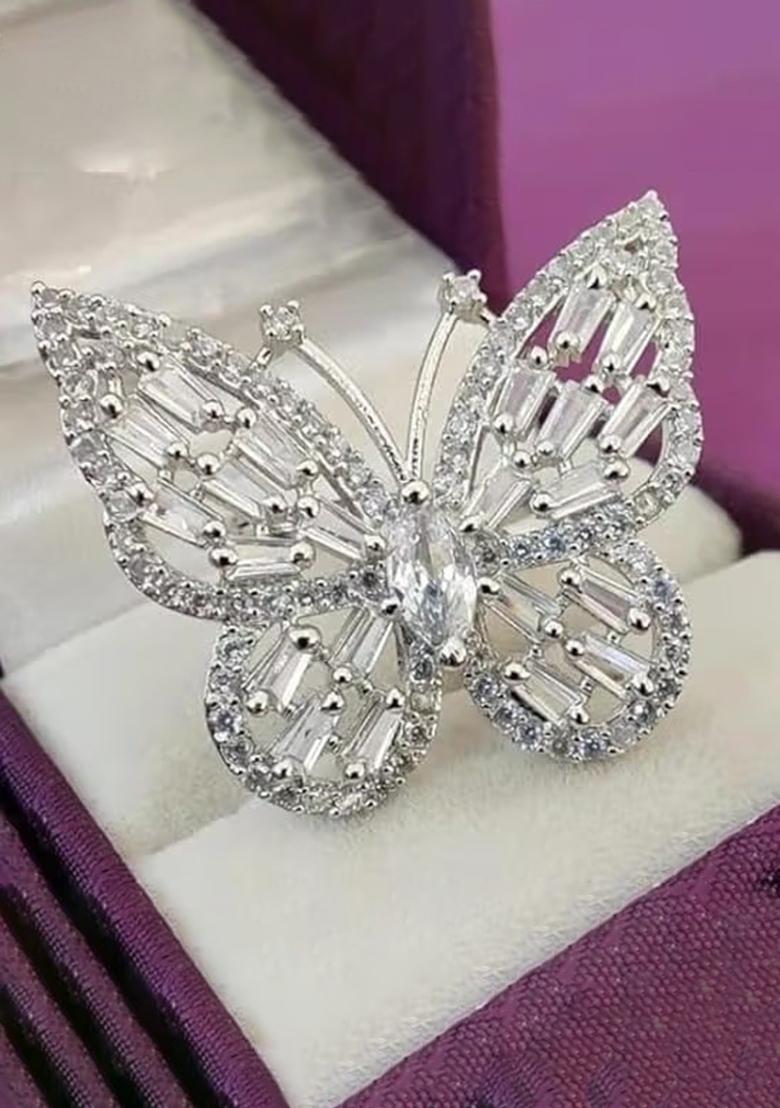 Silver Charming Butterfly Shaped Ad Ring For Women With Sparkling Accents