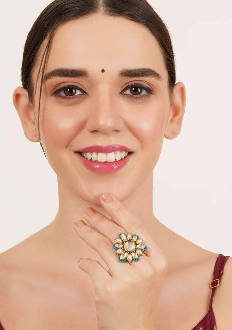 Green Glass Kundan Mixed Alloy Rings - Indya