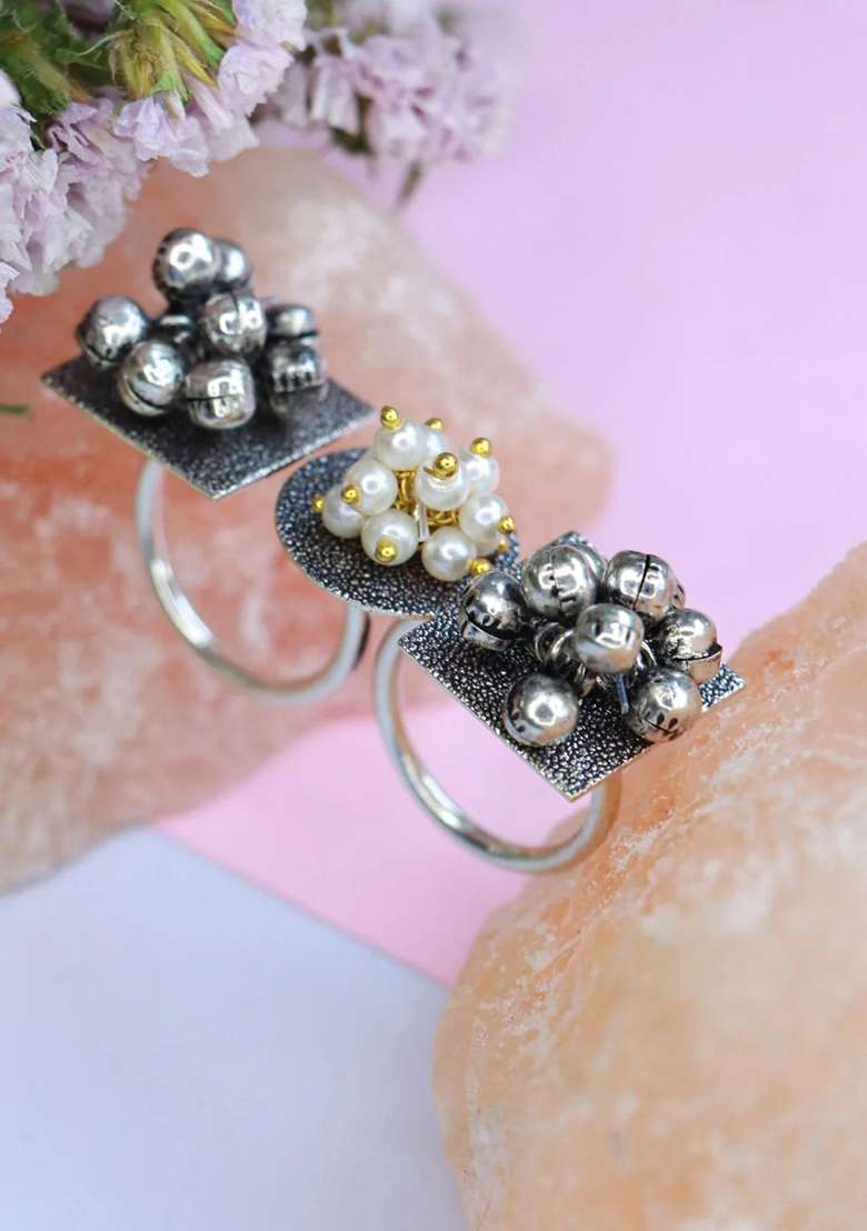 Oxidised Platinum Plating Zinc Alloy Rings - Indya