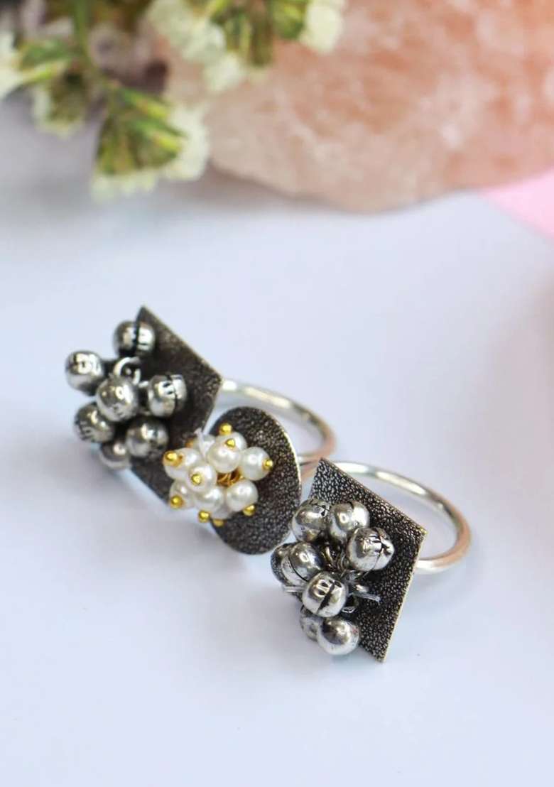 Oxidised Platinum Plating Zinc Alloy Rings - Indya