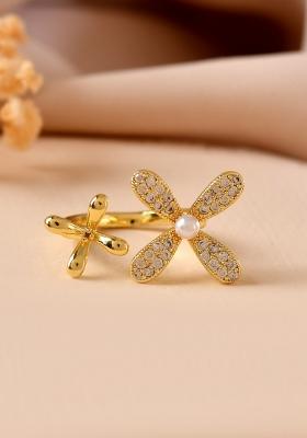 Gold Toned Floral Designed Adjustable Ring With Ad Stones