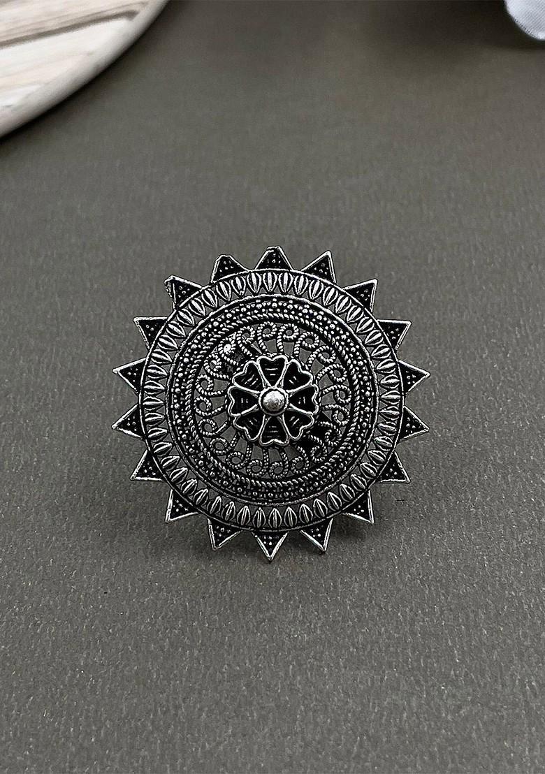 Silver Plated Oxidised Finger Ring