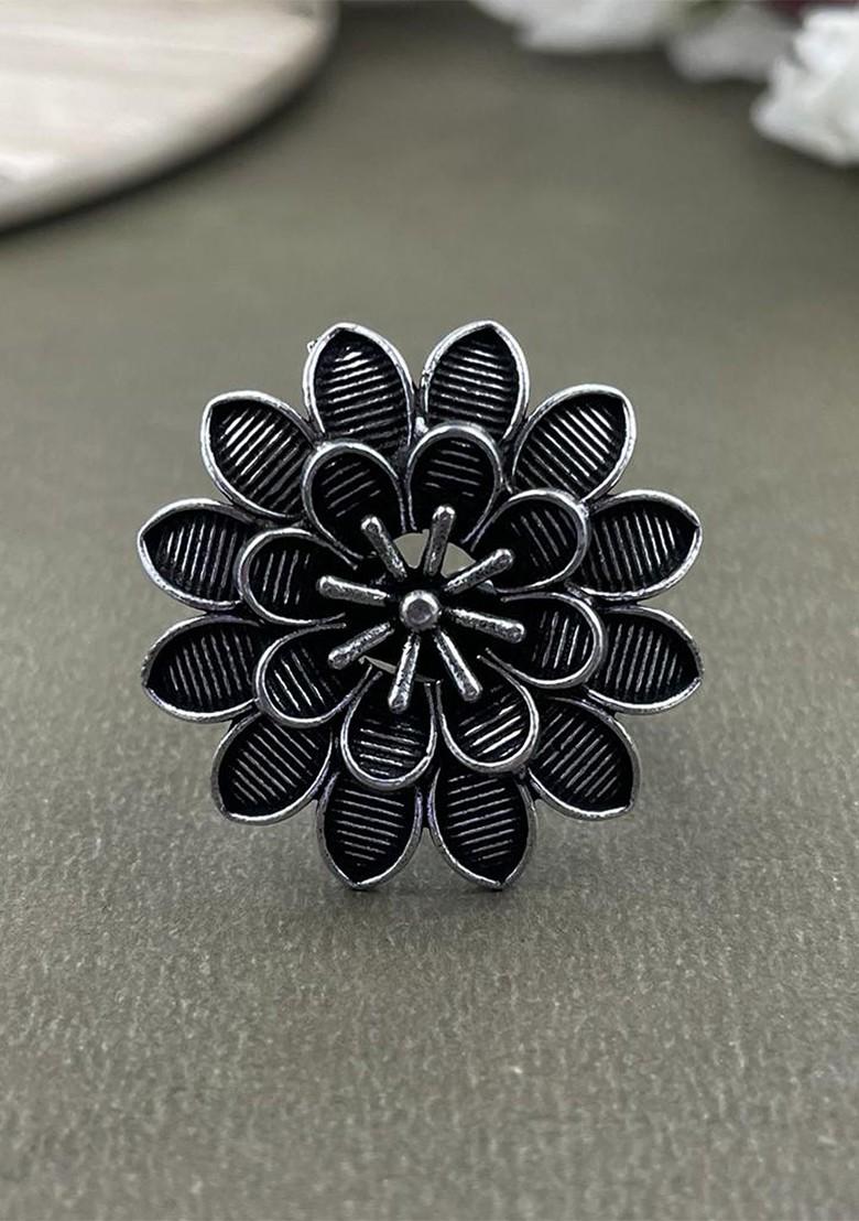 Silver Plated Oxidised Adjustable Finger Ring