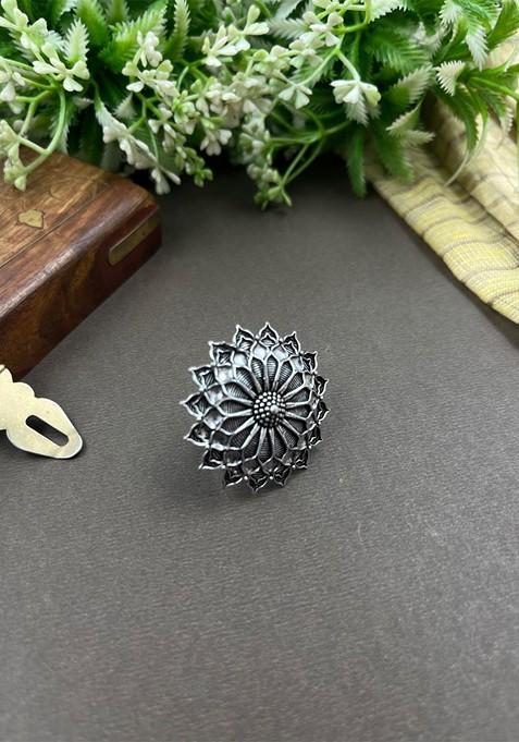 Silver Plated Oxidised Finger Ring