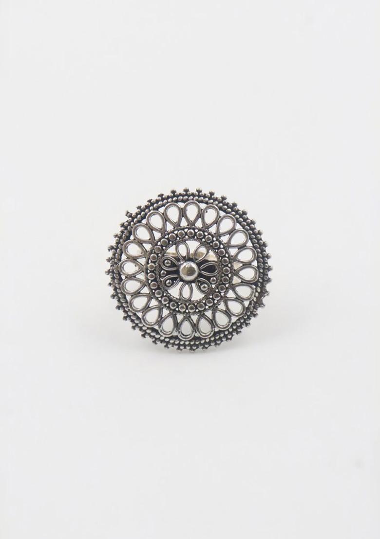 Silver Plated Oxidised Adjustable Finger Ring