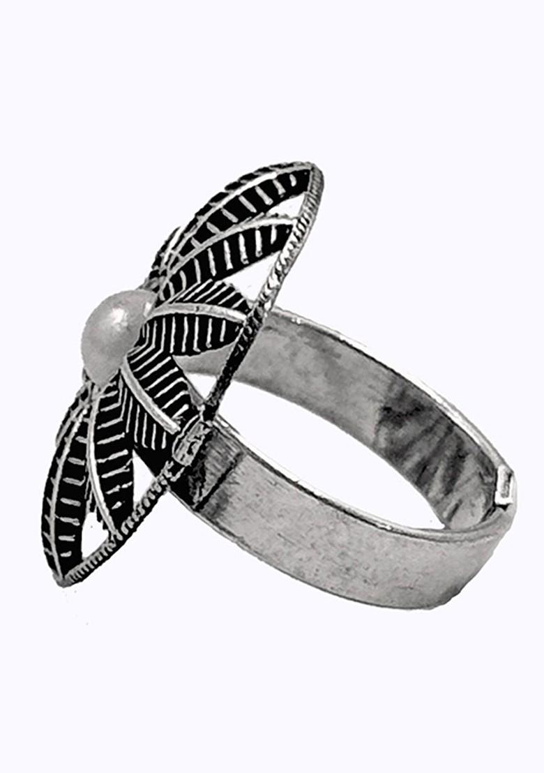 Oxidised Adjustable Skin Friendly Finger Ring